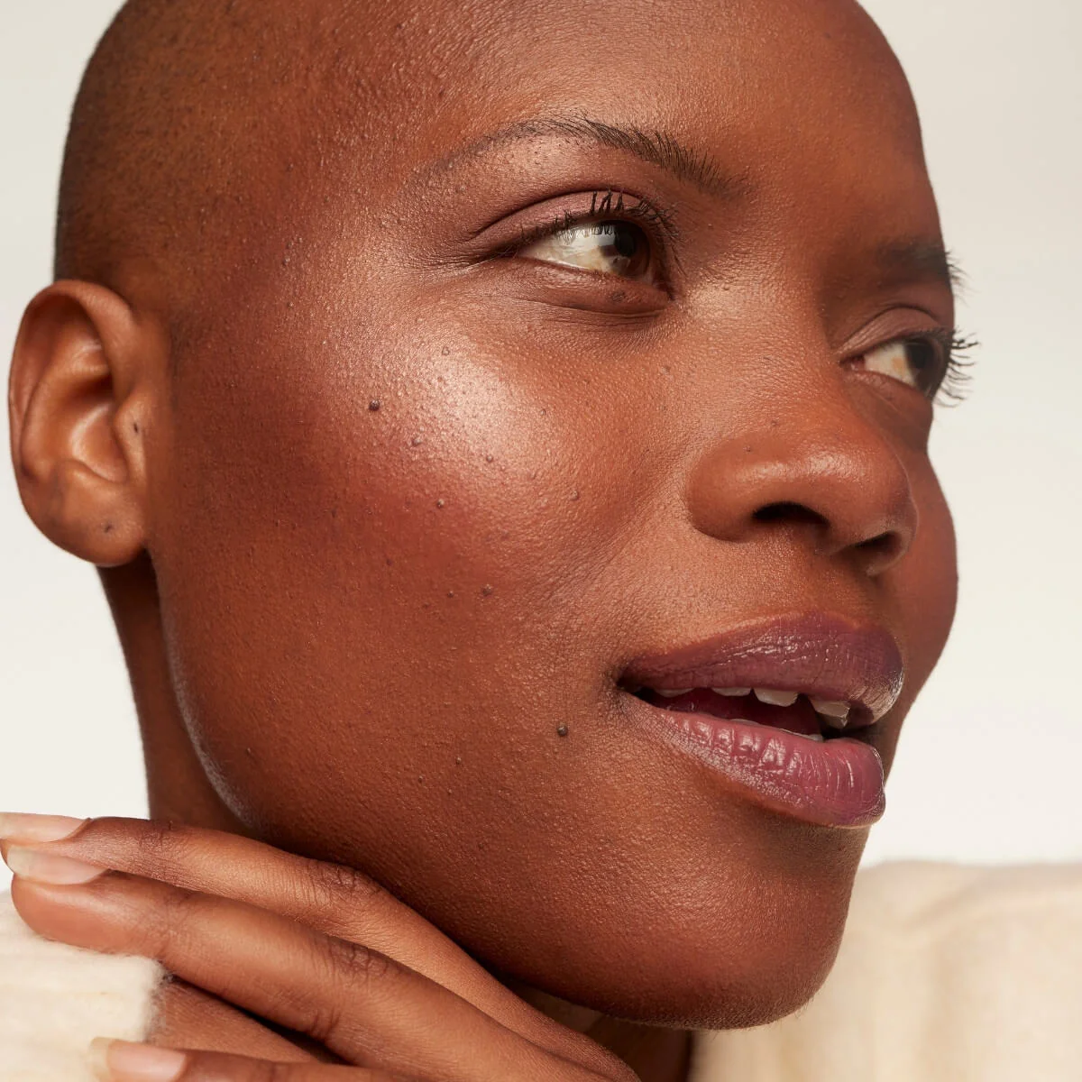 Cream Highlighter - Image 7