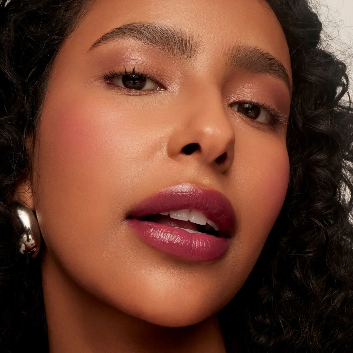 Lip and Cheek - Image 18