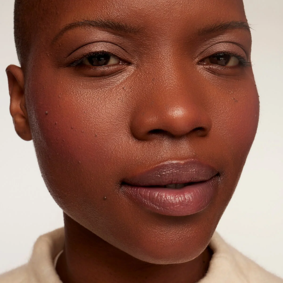 Lip and Cheek - Image 26